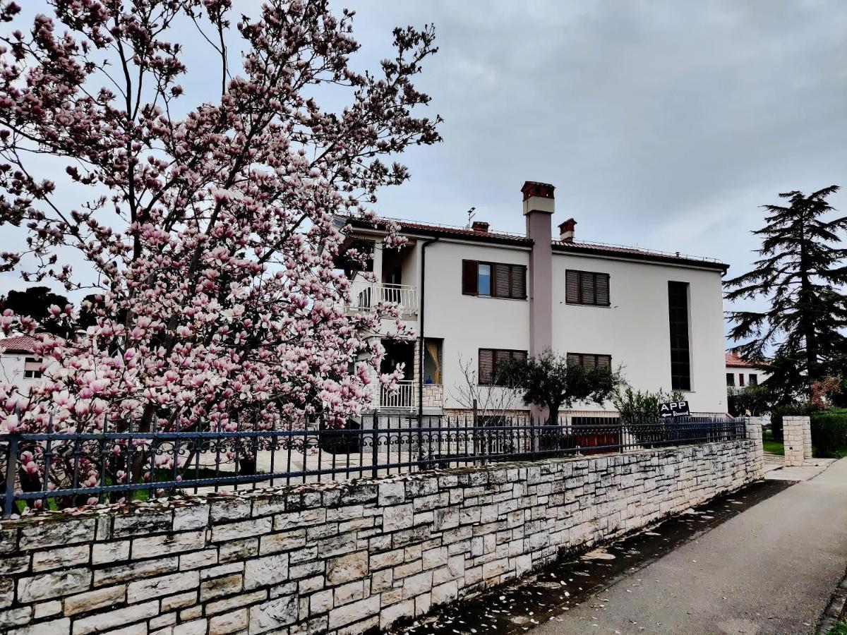 Apartments Vili Umag Kültér fotó